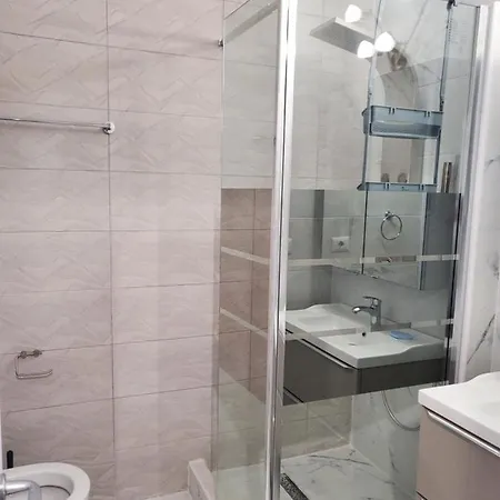 Mw Admiral Apartment Năvodari